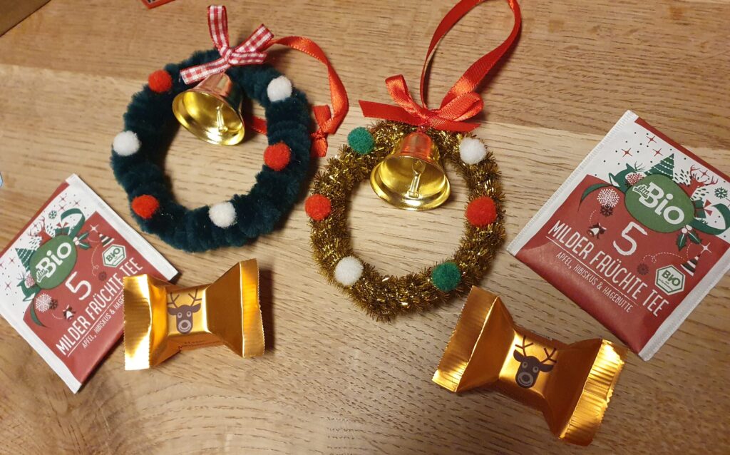 Adventskalender füllen für Kinder